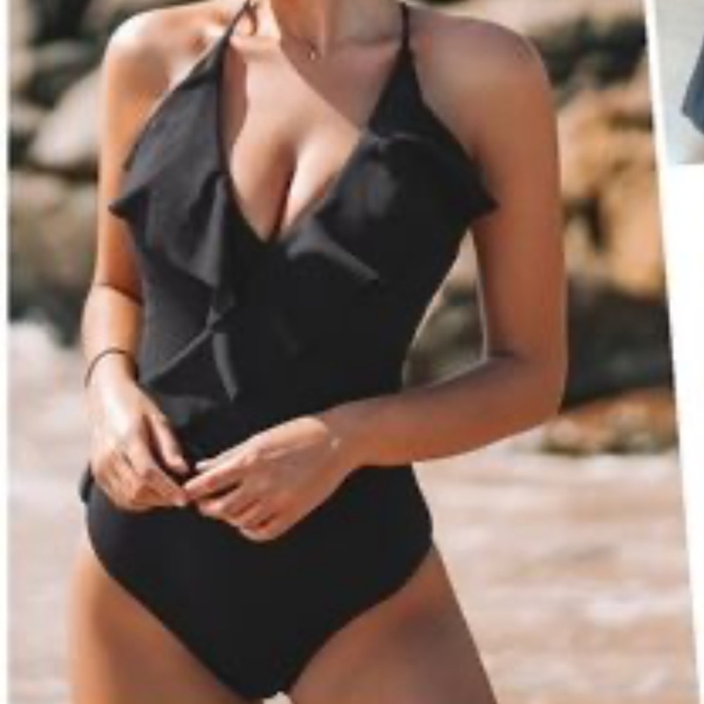 Cupshe Women's One-piece Swimsuit